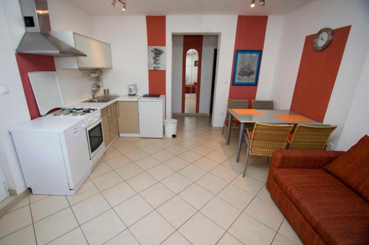 Apartman Mia I Toni Makarska Exterior foto